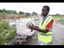 Osbourne said that his hope is to purchase a Honda Fit motorcar when he has made enough from collecting bottles.