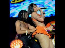 D’Yani and Jada Kingdom give a hot performance.