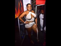 Santana’s captivating smile and stunning physique captured the attention of partygoers at Floss 360 Entertainment’s Stringz All-White pool party, held at Kirkland Heights, St Andrew, last Sunday.