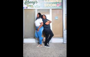 Ebony Hemsley (left) with her mother Donna Francis.
