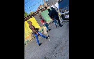 Car thief held in Allman Town, crony escape