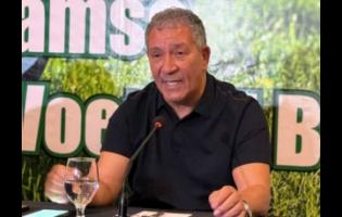 Suriname head coach, Henk Ten Cate.