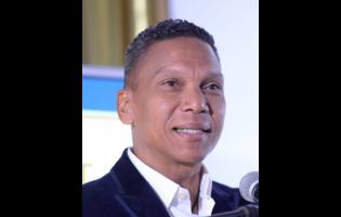 Credit: Ian Allen Chris Dehring