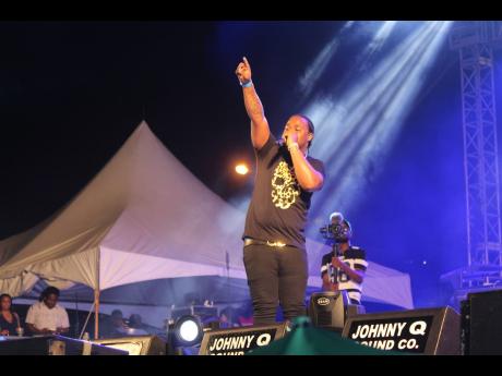 Dancehall’s newest hitmaker, Teejay, took charge of the Magnum Xplosion stage at Inferno.
