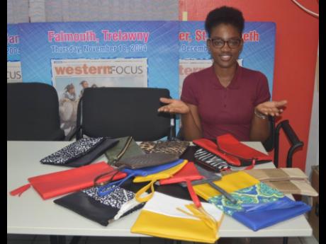 Entrepreneur Sashalyn Haye showcases the various styles and designs she offers in her Khandhor’s Kweenz business.