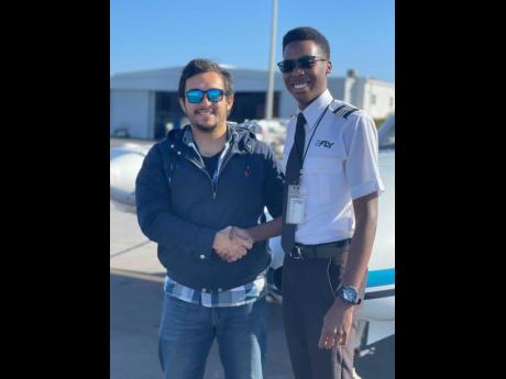Michiel Williams (right) and Francisco Briones, flight instructor at 2Fly Airborne.