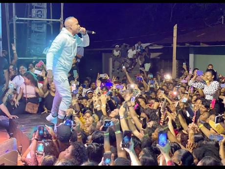 Dancehall recording artiste Delomar on stage in Bilwi, Nicaragua. 