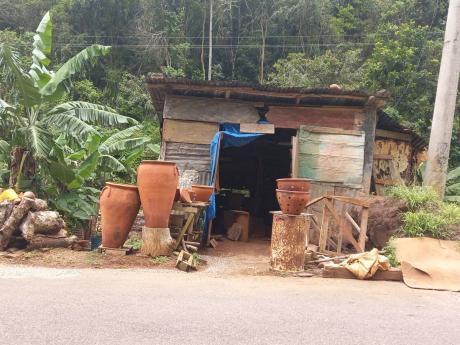 Ras Potter’s shop along the old Melrose Hill Road in Manchester.