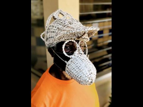 Bramo takes your breath away with this muzzle-like mask.