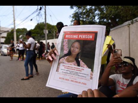 Credit: Ian Allen Donna-Lee Donaldson