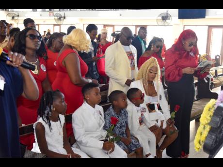 Relatives of DJ Raevas.