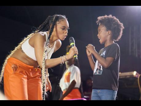 Lila Iké is joined on stage by her niece Shahida Morrison during her performance.