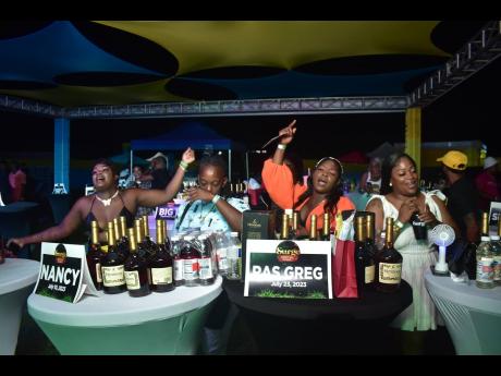 Credit: Anthony Minott Patrons enjoying the music at Surge Father’s Day Brunch.