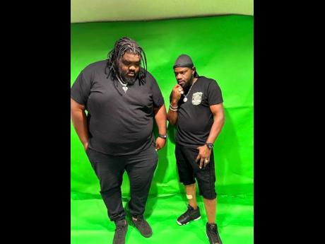 Akhice and iestro (right).