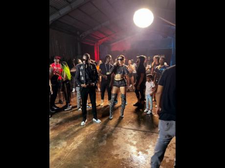 Lil Hanky Panky (right) and dancer Bling.