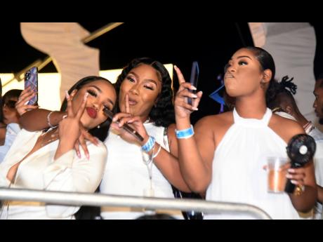 Patrons enjoying every minute of Sunscape.