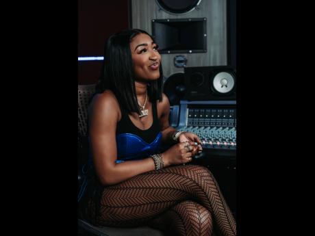 Stalk Ashley’s do-it-yourself approach extends to her entire artistic persona – from hair to make-up to nails. 