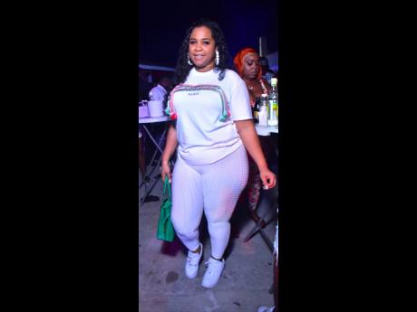 Portmore’s own Kelly Upsetter showing her support for Tipsy.