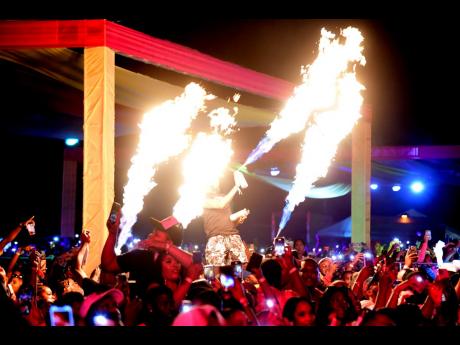 Patrons blaze it up at a staging of Sandz in 2023.