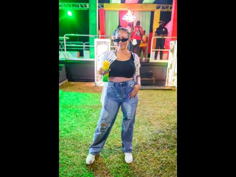 Shaunte Green rocked her Y2K-inspired ensemble to perfection, ready to have a good time at Strictly 2K.