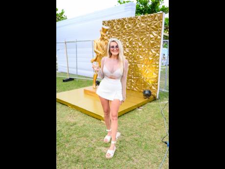 Nickelle Daniels turned heads with her adorable outfit at The Estate’s all-white party.