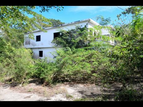 Credit: Matthew McKoy Donovan ‘Bulbie’ Bennett abandoned house in Tenarky district, Rock River, Clarendon.