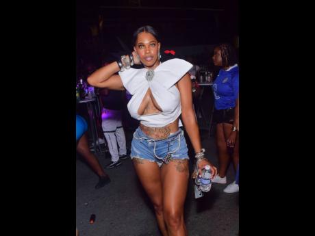 @Keneisha_designer dropped jaws at the Recall Throwback Festival – 90s and 2000s vibes never looked so good!
