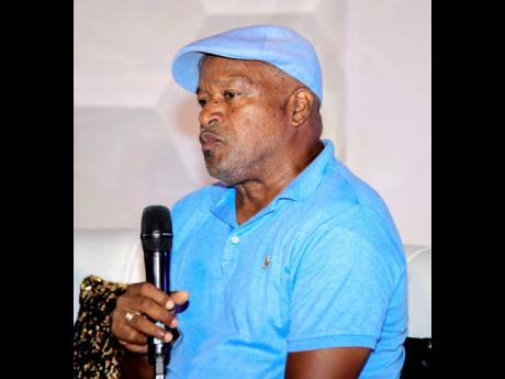 Credit: Antoine Lodge Lenworth Hyde ... coach of Dinthill Technical High.