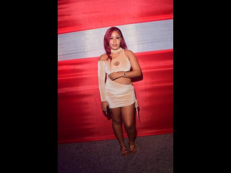 Amelia McLean brings season’s greetings.