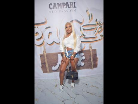 RIGHT: Melissa graces our camera lens with her presence.